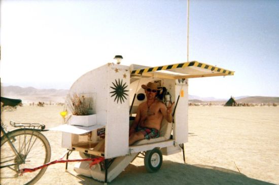 bike trailer house
