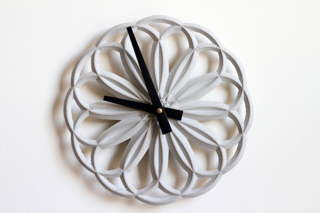Concrete Para Clocks by LeeLABS Concrete Para Clocks by LeeLABS