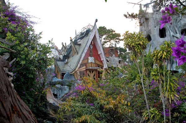 Crazy House
