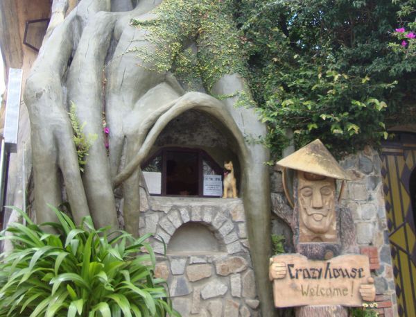 Crazy House