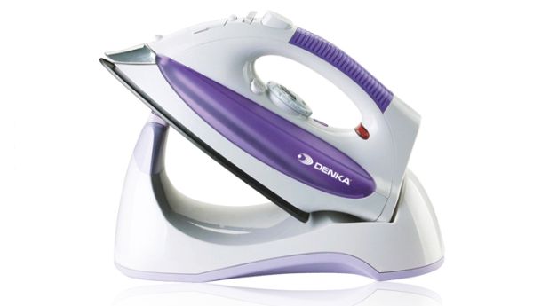 Denka Cordless Steam Iron Denka Cordless Steam Iron