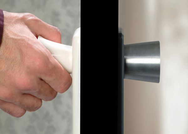 Disappearing Door Knob