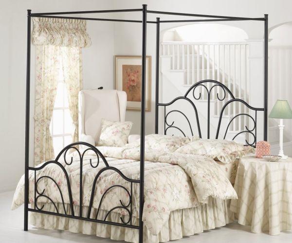 Elegant canopy beds for a dream bedroom - Hometone