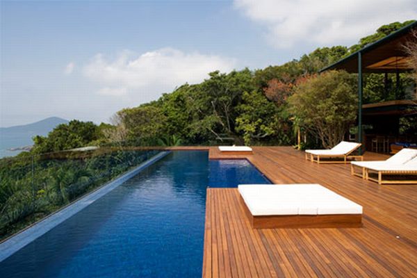 Modern Pool Landscape Design