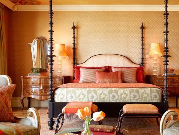 How to decorate a Moroccan themed bedroom