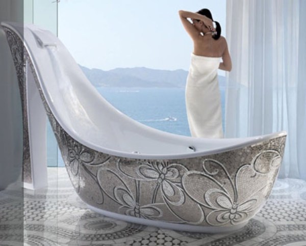 Shoe Shaped bathtub