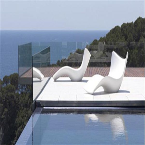 Stylish and Illuminating outdoor Seating Stylish and Illuminating outdoor Seating