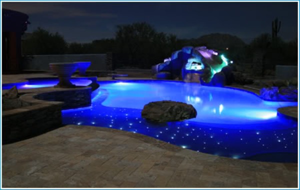 10 Lightings to illuminate your swimming pool - Hometone