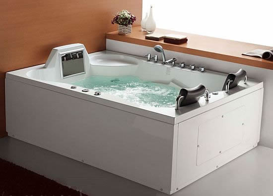 the luxor bathtub