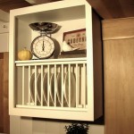 Eight wooden dish racks for a classic kitchen decor