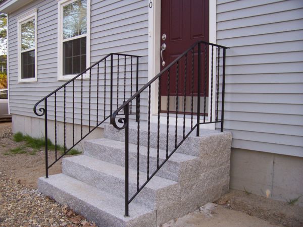 http://www.hometone.com/wp-content/uploads/2014/06/simple-ribbon-style-wrought-iron-railing.jpg