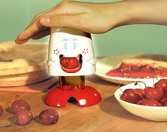 cherry-chomper-kitchen-gadget_p7SyI_1822.jpg