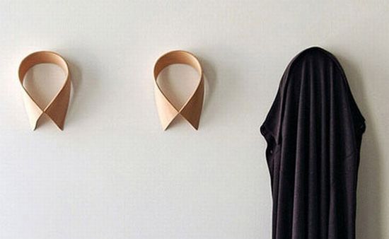 monseiur coat hangers1
