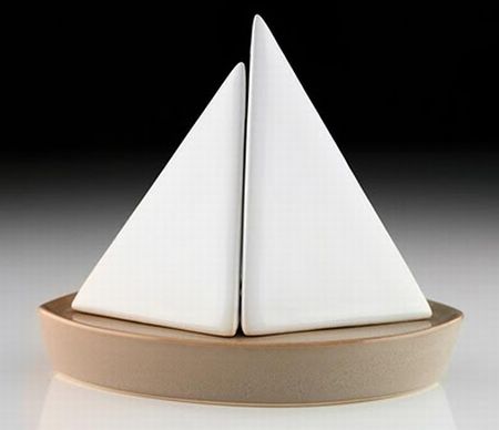 sailboat salt and pepper shaker2