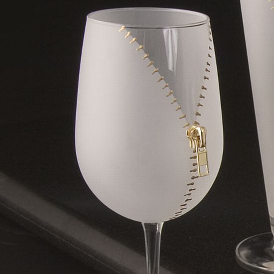 zipperwineglass